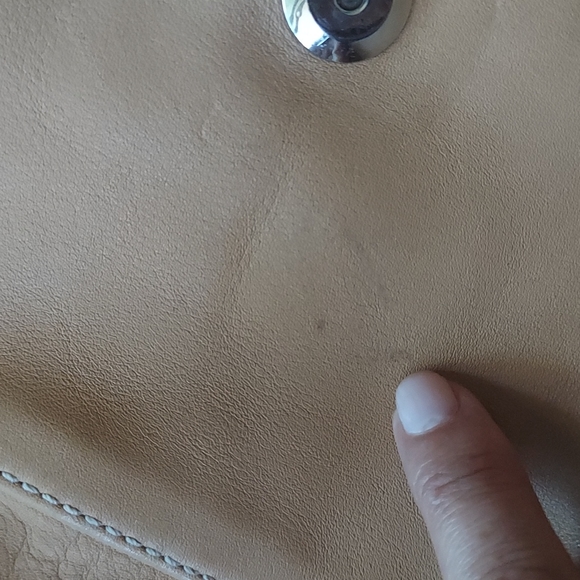 Backpack - Picture 5 of 8